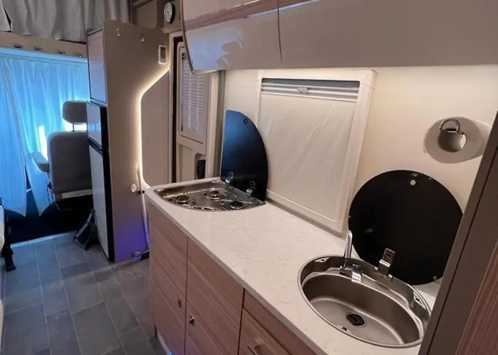 아파트 Gemuetlicher Camper-wiesnnah